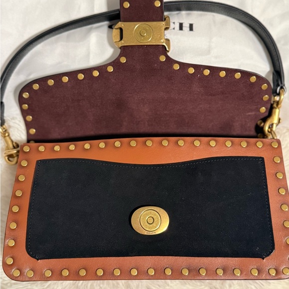 COACH TABBY 26 WITH RIVETS - Picture 7 of 8